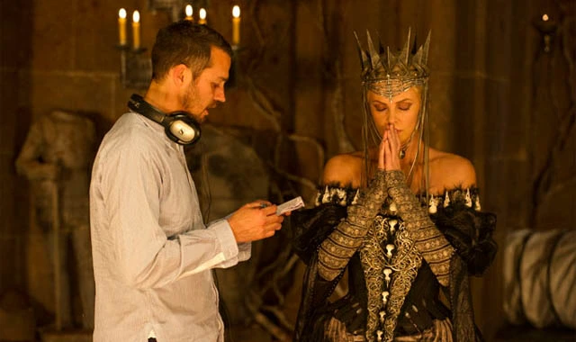 Rupert Sanders directing on the sets of Snow white 7 the Huntsman