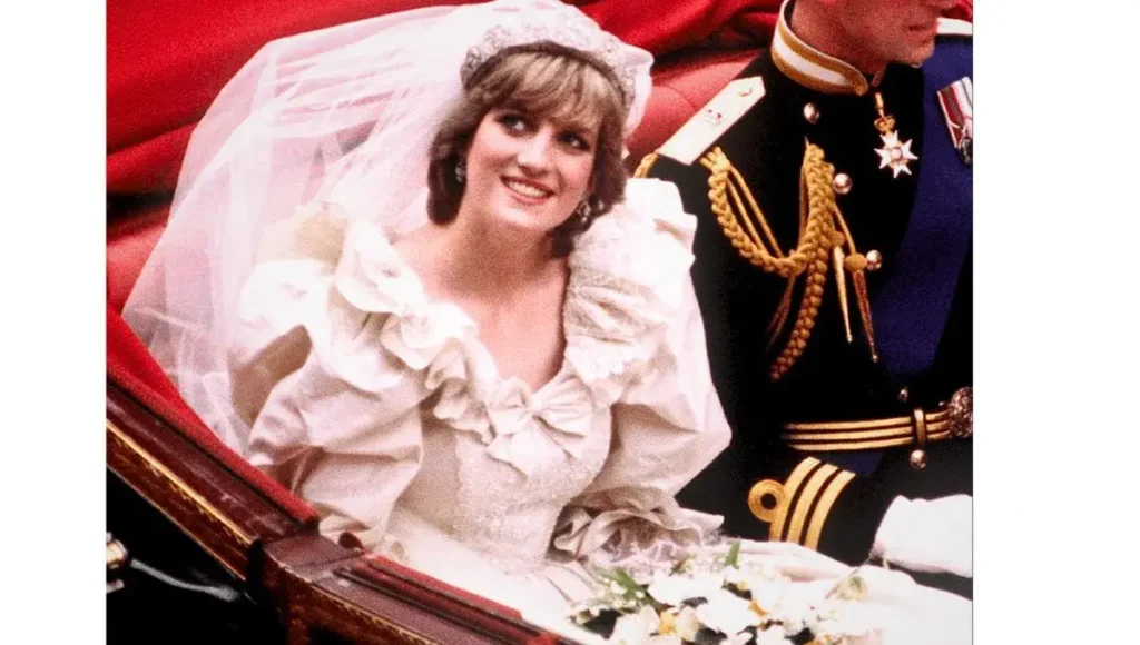 Image of Princess Diana's Wedding Dress 